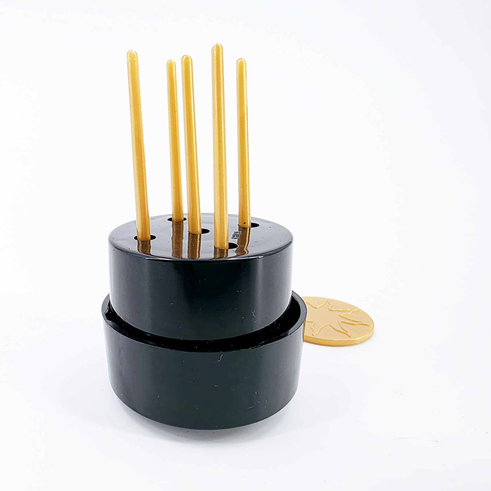 魔钉穿银(宝钉穿币)